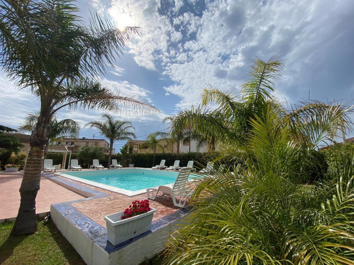 Verter Home Resort Ovile la Marina Bagian luar foto